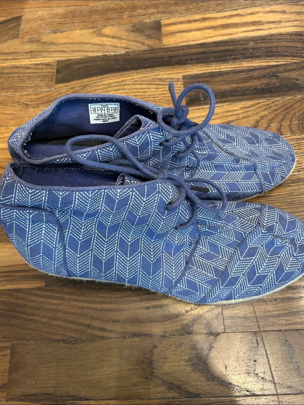 Toms wedge shoes